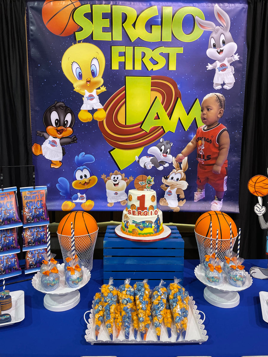 Space jam best sale baby shower ideas